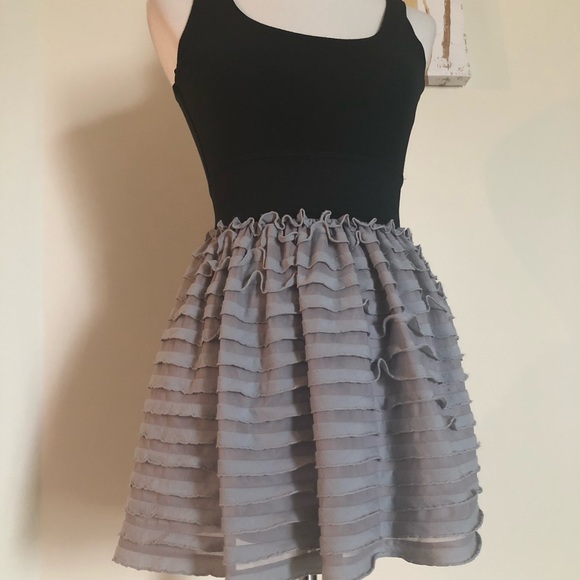Miley Cyrus & Max Azria Dresses & Skirts - Max Azria Miley Cyrus Cute Ruffle Tank Dress